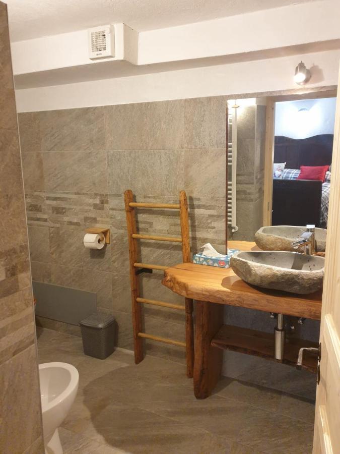 Antica Casa Occitana Bed & Breakfast ซัมแปร์เร ภายนอก รูปภาพ